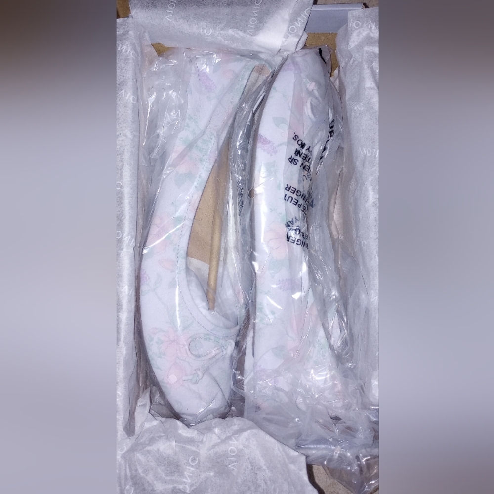 NWB Vionic Light Blue Floral Ballet Flats - Picture 5 of 8